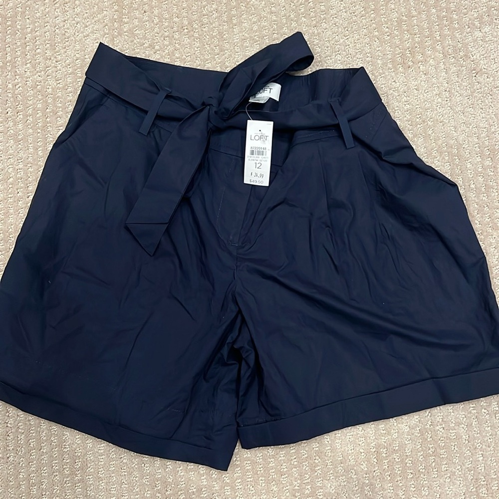 Loft - women’s shorts, navy, size 12, new with tags